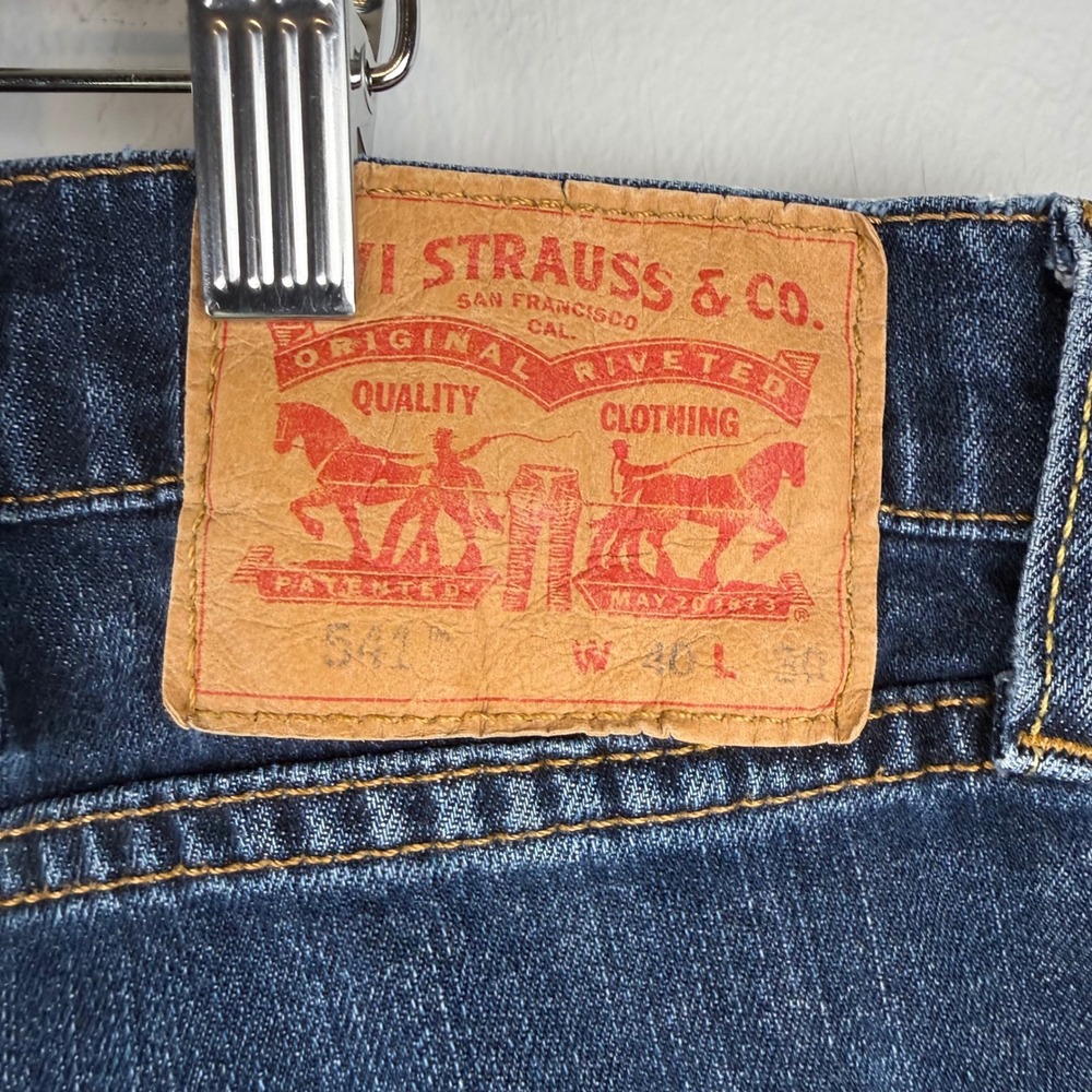 Levi's 541 Athletic Taper Comfy Jeans Mens 40x30 Dark Wash Denim Timeless - Picture 12 of 12